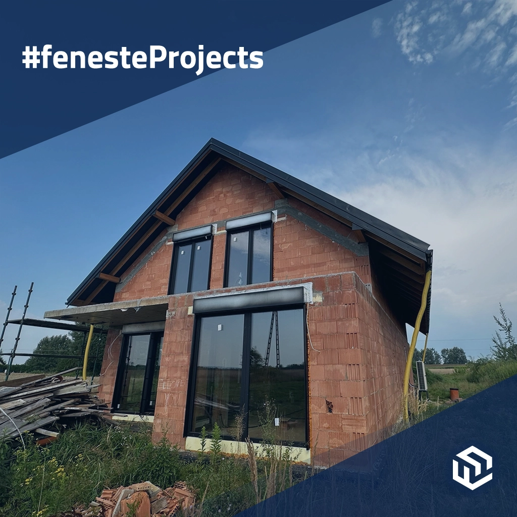 Une maison moderne et économe en énergie avec des solutions innovantes 🎥 projets accessoires-de-fenetre    